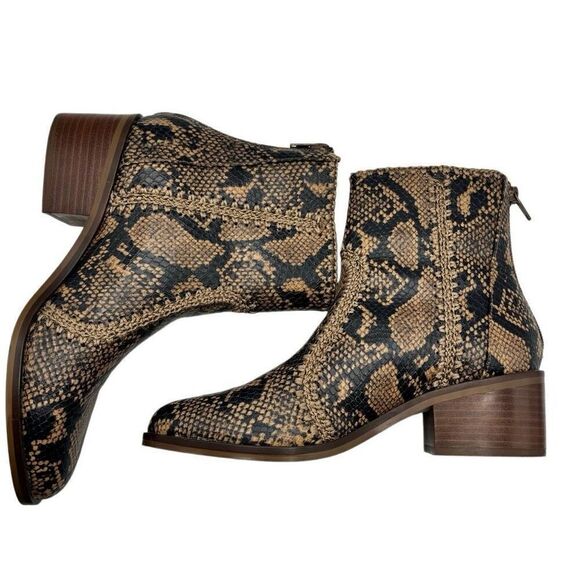 Chelsea & Violet Lucy Python Print Leather Ankle Boots Brown Womens Size 6.5 - Picture 10 of 11
